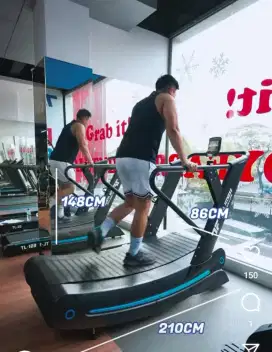 TREADMILL BIG COMERCIAL CURVE ALAT FITNESS TOTAL GYM CENTER