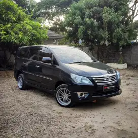 Toyota Kijang Innova 2012 Bensin