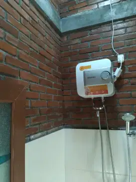 WATER HEATER LISTRIK ~ MANDI AIR HANGAT OK