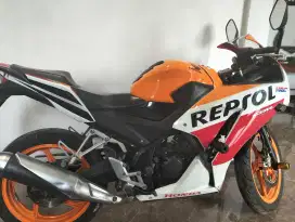 Di jual motor  cbr150r