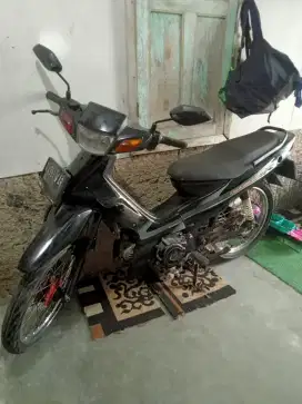 Vega R 2003 surat2 lengkap motor pribade pakean harian