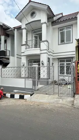 Dijual murah rumah 2 lt di perum. Permata, 2 menit ke stasiun Citayam