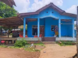 di jual murah rumah kampung siap huni.