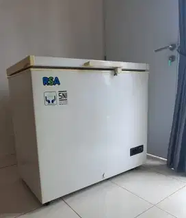Dijual freezer RSA 220L