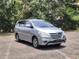 INNOVA V MATIC BENSIN TANGAN PERTAMA