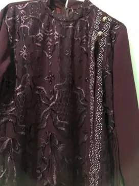 Gamis Mewah Marun Swaroski Brukat