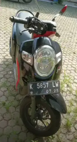 Honda Scoopy Sporty Black 2020