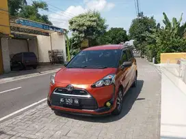 Toyota Sienta 1.5 V 2016 Plat AG h is mobil bekas sekoto kediri