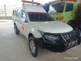 Triton ambulance 4x4 2018