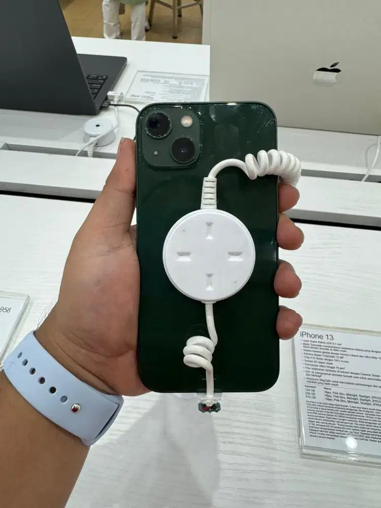 Kredit Iphone 13 bisa di cicil tanpa kartu kredit