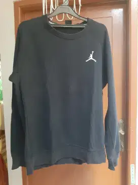 crewneck jordan size L
