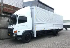 Hino engkel 4x2 FG235JS wing box 2017 FG 235 JS wingbox