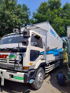 Dijual - TRUK WINGBOX NISSAN PF6 Th.2007 & 1997 / FUSO MITSUBISHI 6D22