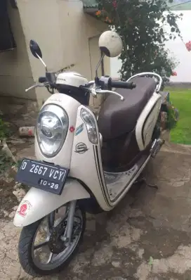 Honda scoopy 2016