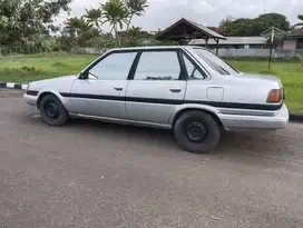 Toyota Corona 1986 Bensin