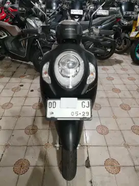 Honda scoopy keyless hitam