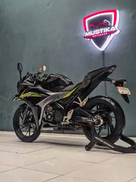 TERMURAH‼️ Honda CBR 150R 2016 Black Favorit Mustika Motoshop