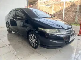 Honda City E matic 2011