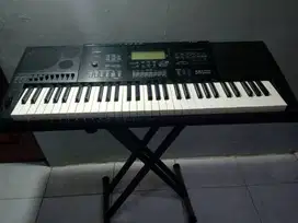Electronic Keyboard Casio CTK-7200 Seperti baru