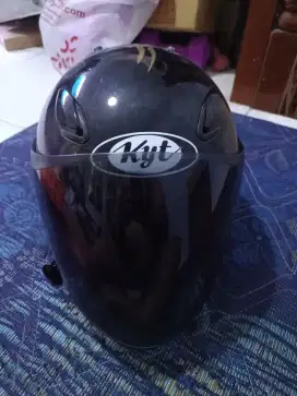 Helm KYT DJ Maru Glossy XL