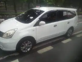 Nissan Grand livina 2011 Bensin