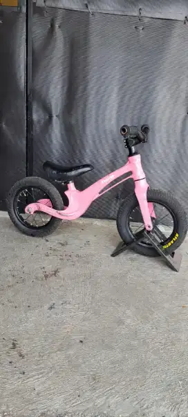 Dijual sepeda balance bike / push bike