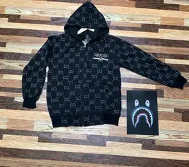 Jaket gucci hitam…..