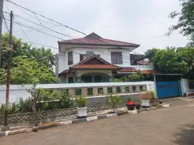 TURUN HARGA !!! Rumah dg furniture di Komplek Bulog Jatimelati