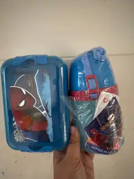 Kotak makan dan botol minum 450ml spiderman