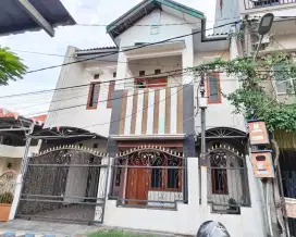 JUAL BU, Rumah Siap Huni di Jambangan dekat Ketintang Gayungsari