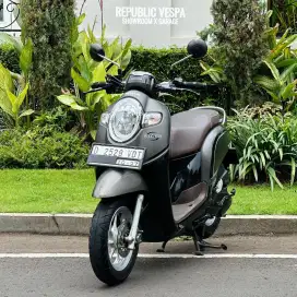 HONDA SCOOPY STYLISH 110CC TAHUN 2017 FULL ORISINIL WARNA COKLAT HITAM