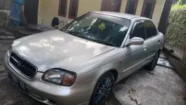 Suzuki Baleno 2000 Bensin