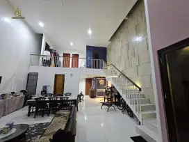 Dijual rumah Cantik Hommy  sudah Renovasi di Bintaro sektor 7