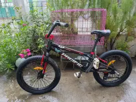 sepeda BMX Pacific