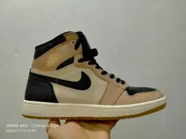 Sepatu Jordan 1 high mushroom