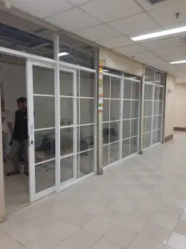 Sepesialis kusen pintu jendela alumunium dan kaca