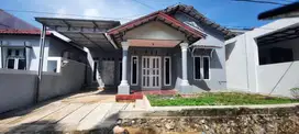 Dijual rumah di Permata Baru 2