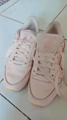 SEPATU REBOOK ORIGINAL
