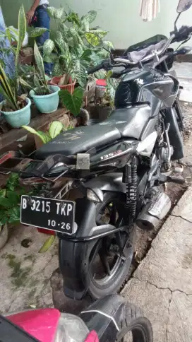 bajaj pulsar 2011