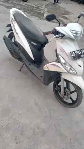 Mio j 2012st mesin bagus irit siap pakai