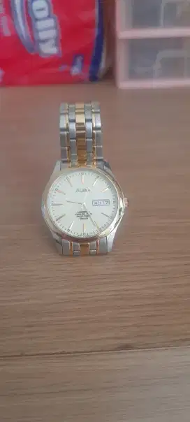 Jam tangan pria merek alba