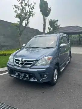 Avanza g mt 2011