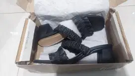 Sendal Heels Merk FLD ukuran 36 (NEW)