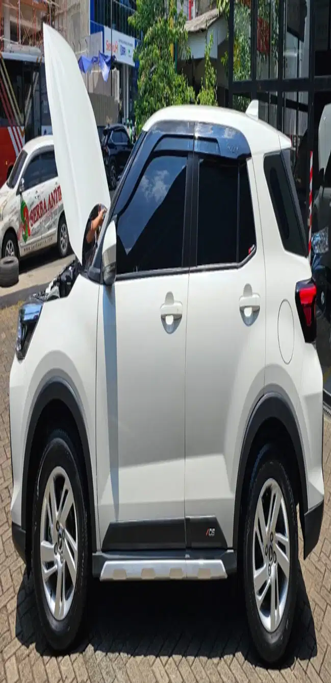 Daihatsu Rocky 2021 Bensin