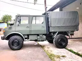 Mercedes-Benz L1300 Unimog