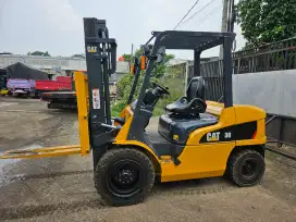 Forklift 3 ton caterpilar