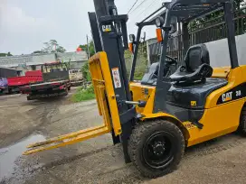 Forklift 3 ton caterpilar diesel