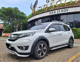 HONDA BRV E PRESTIGE 2016 AT PUTIH KM 92RB