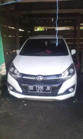 Jual Santai Mobil Ayla Putih