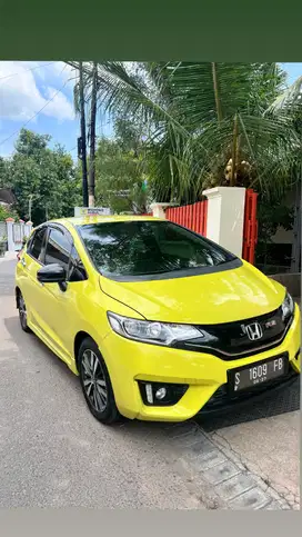 Jual Honda Jazz RS Matic warna Lemon